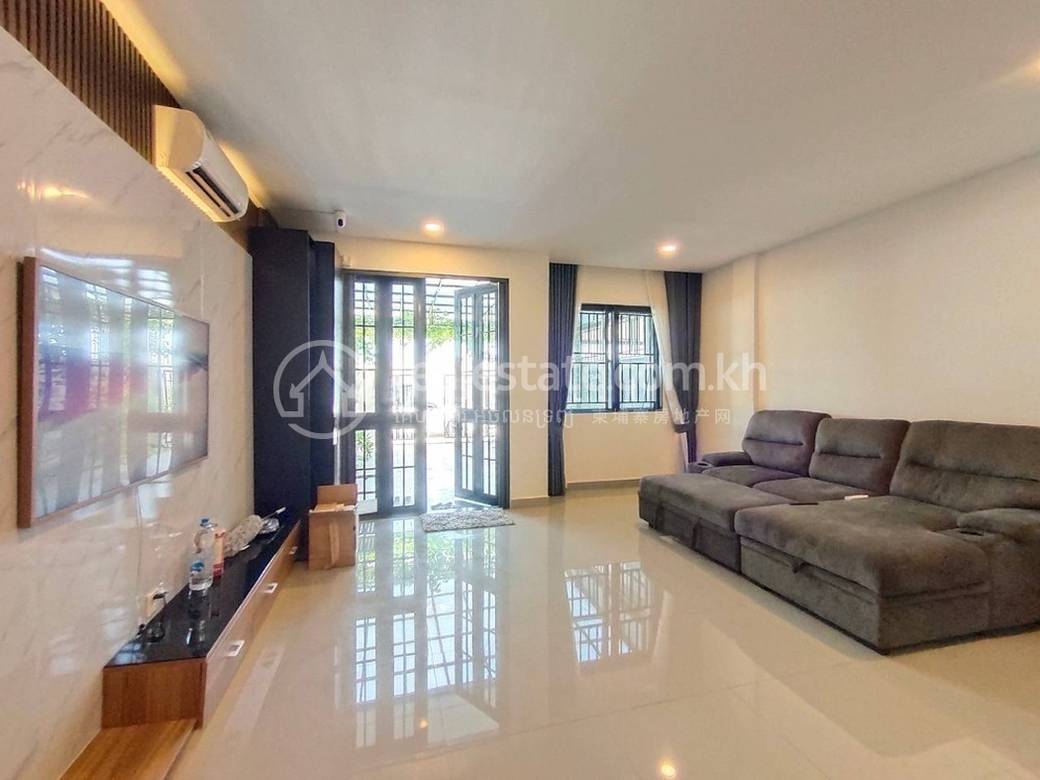 Link House For Sale in Dangkao $320,000