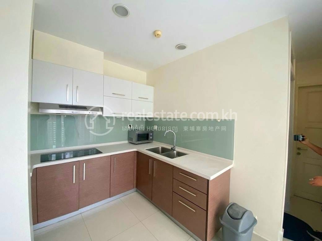 Chamkarmon Apartment For Rent in Chamkarmon