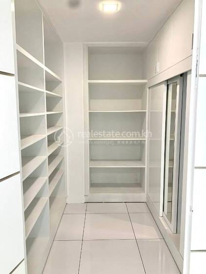 PTH Apartment | 250平方米土地面积的套房出租
