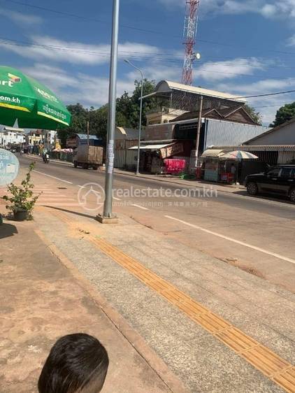 带1个停车位的店屋出售