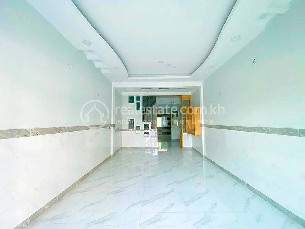 Flat House For Sale & Rent in Meanchey $160,000