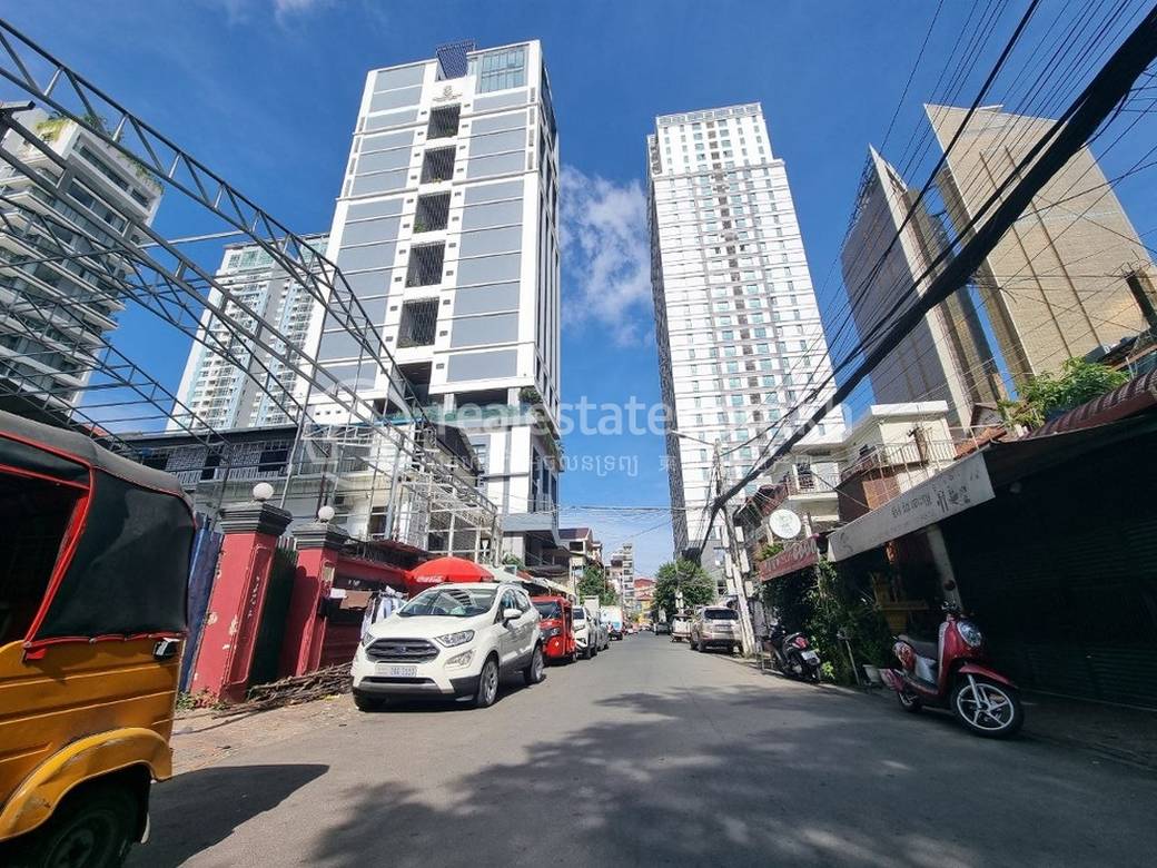 Relief À vendre de 500 m² de terrain pour $3,500,000