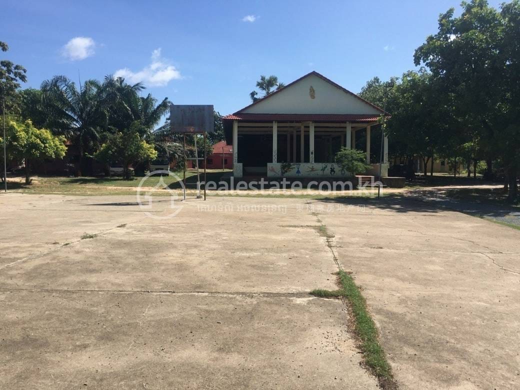 Lot For Sale in Samraong Tong $4,320,000