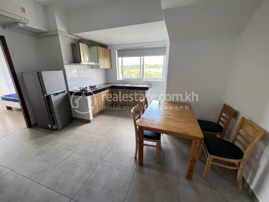 Apartmán K pronájmu with 1 Parking Space