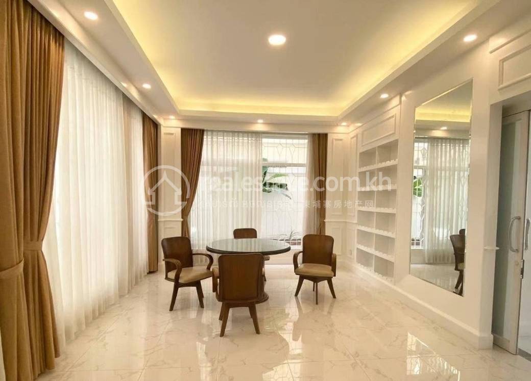 Villa For Rent in Ou Baek K'am, Sen Sok, Phnom Penh