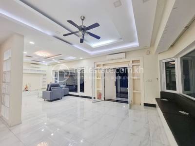  , Tonle Bassac, Chamkarmon, พนมเปญ