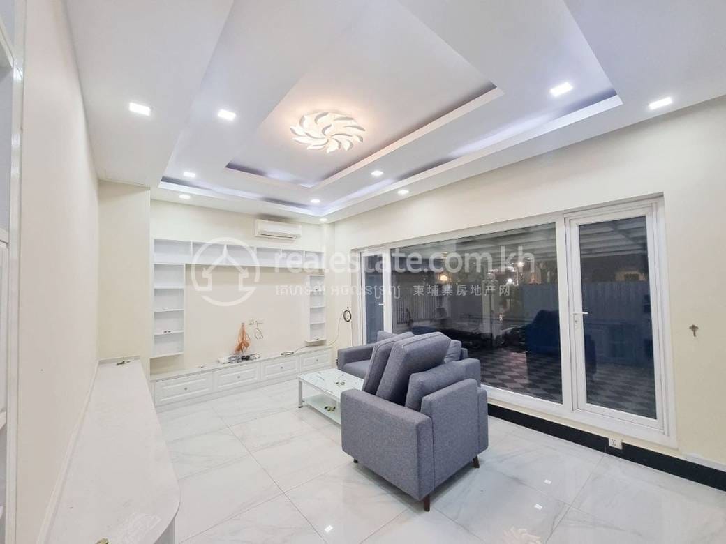 4卧室别墅出租，价格$3,500