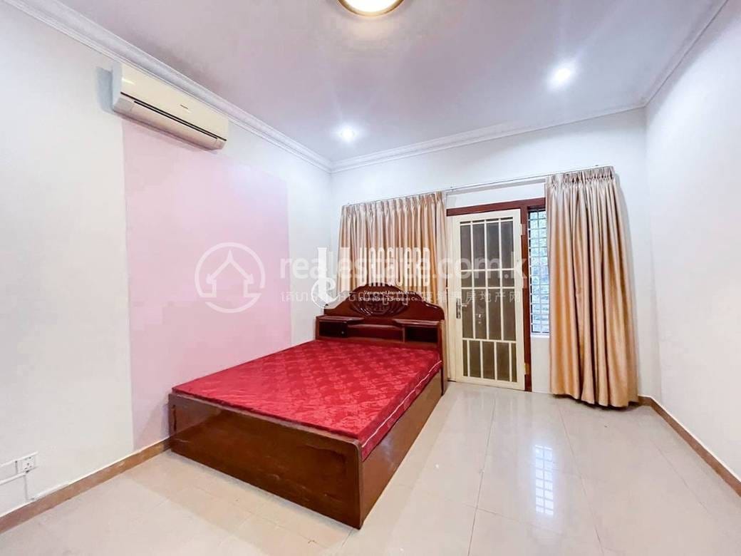 Toul Kork别墅出租，价格$1,300