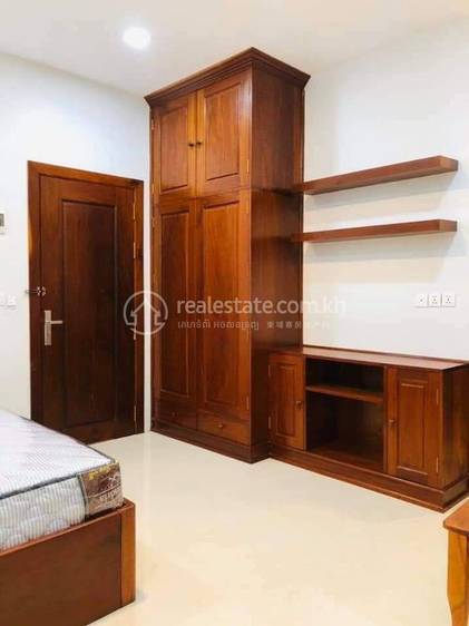 1卧室套房出租，价格$200