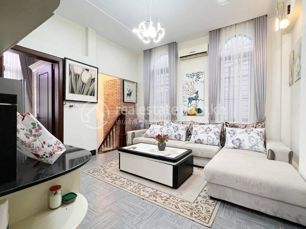 Villa For Rent in Tuek Thla, Sen Sok, Phnom Penh