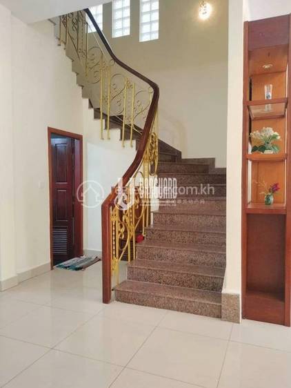 Вилла Для Аренды in Russey Keo $1,600
