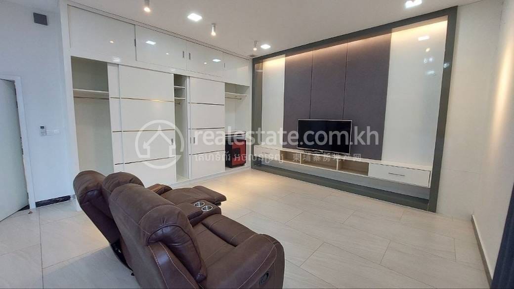 Toul Kork วิลล่า สำหรับเช่า ใน Boeung Kak 2 Toul Kork $5,000