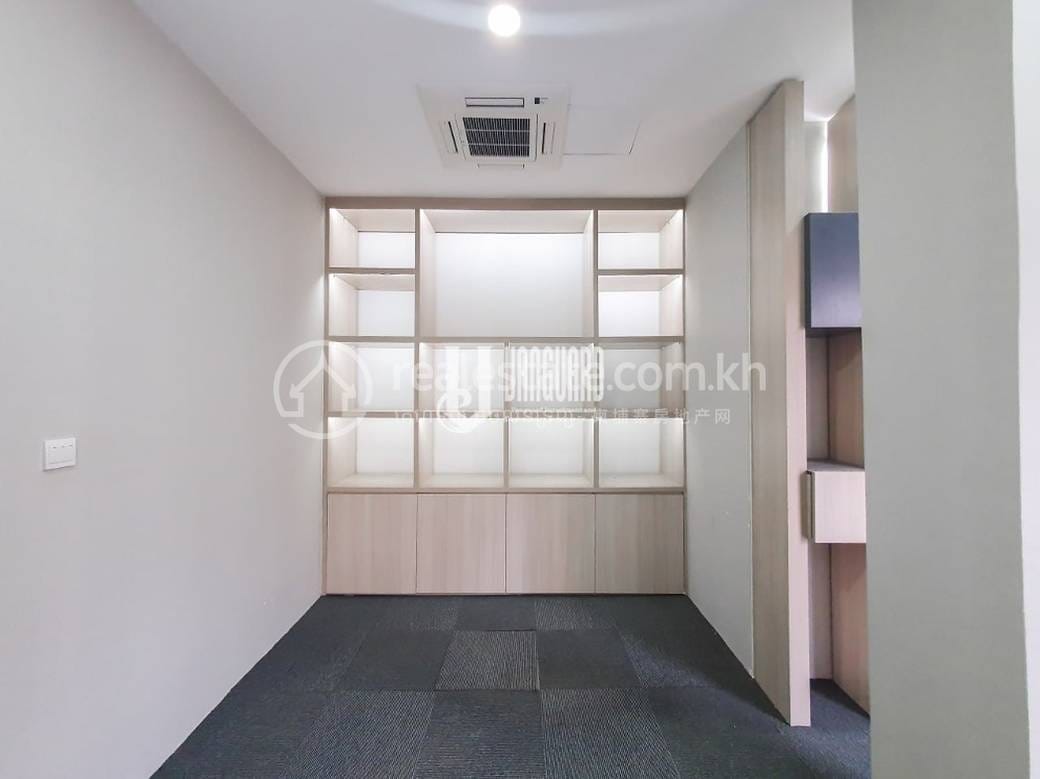 $4,500 建筑