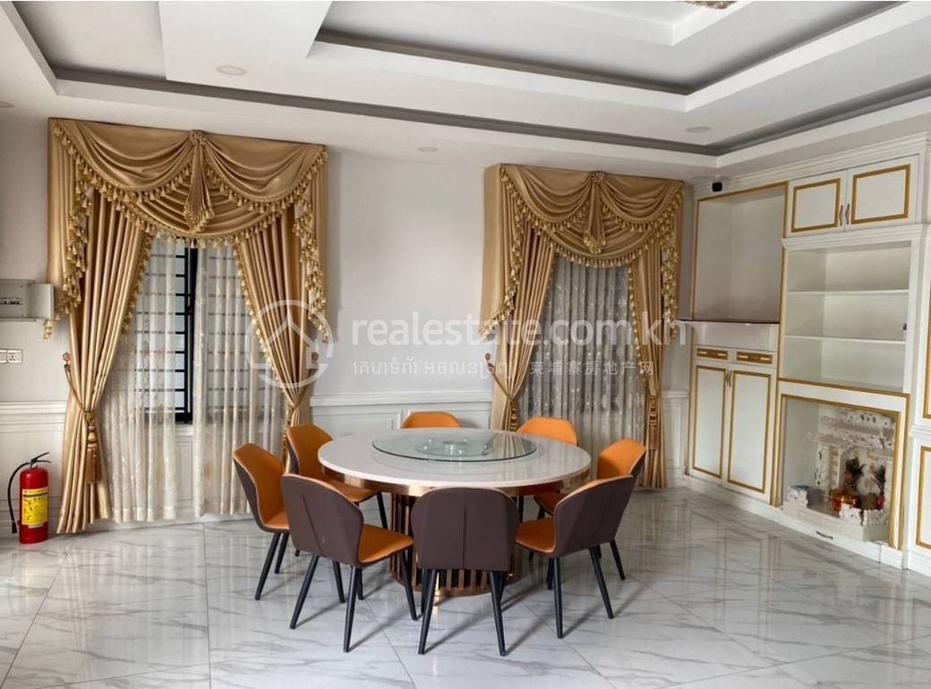 Villa For Sale & Rent with 1 Parking Space