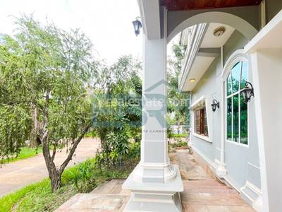 วิลล่า สำหรับเช่า ใน Siem Reap $2,500