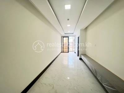 Orkide The Royal Condominium | Tuek Thla Condo For Sale in Tuek Thla