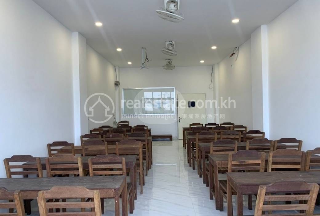 Building For Sale & Rent in Meanchey $880,000