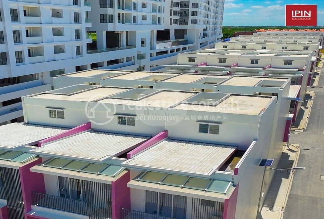 联排住宅出售，位于Bak Kaeng分区, 水净华区, 金边
