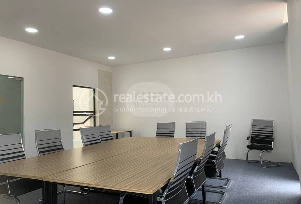 Kanceláře K pronájmu in Boeng Keng Kang $724
