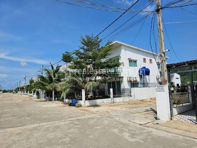 House and lot K pronájmu in Road 4 Ream National, Bet Trang, Kampong Saom, Sihanoukville