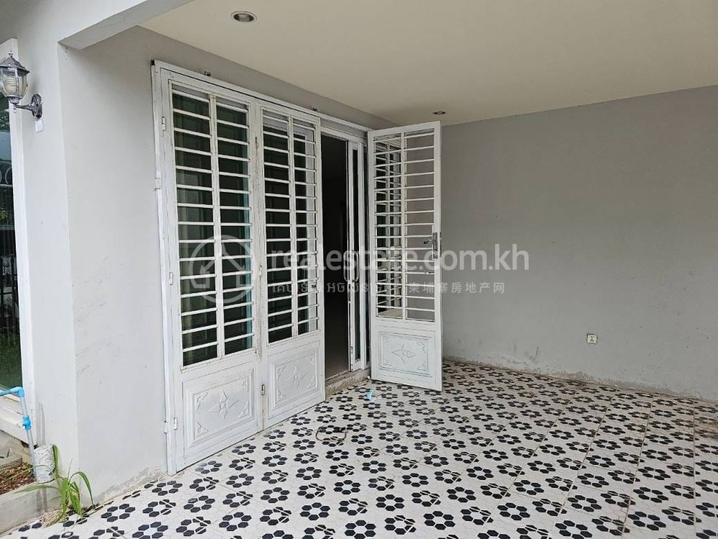 House and lot K pronájmu in Kampong Saom $600