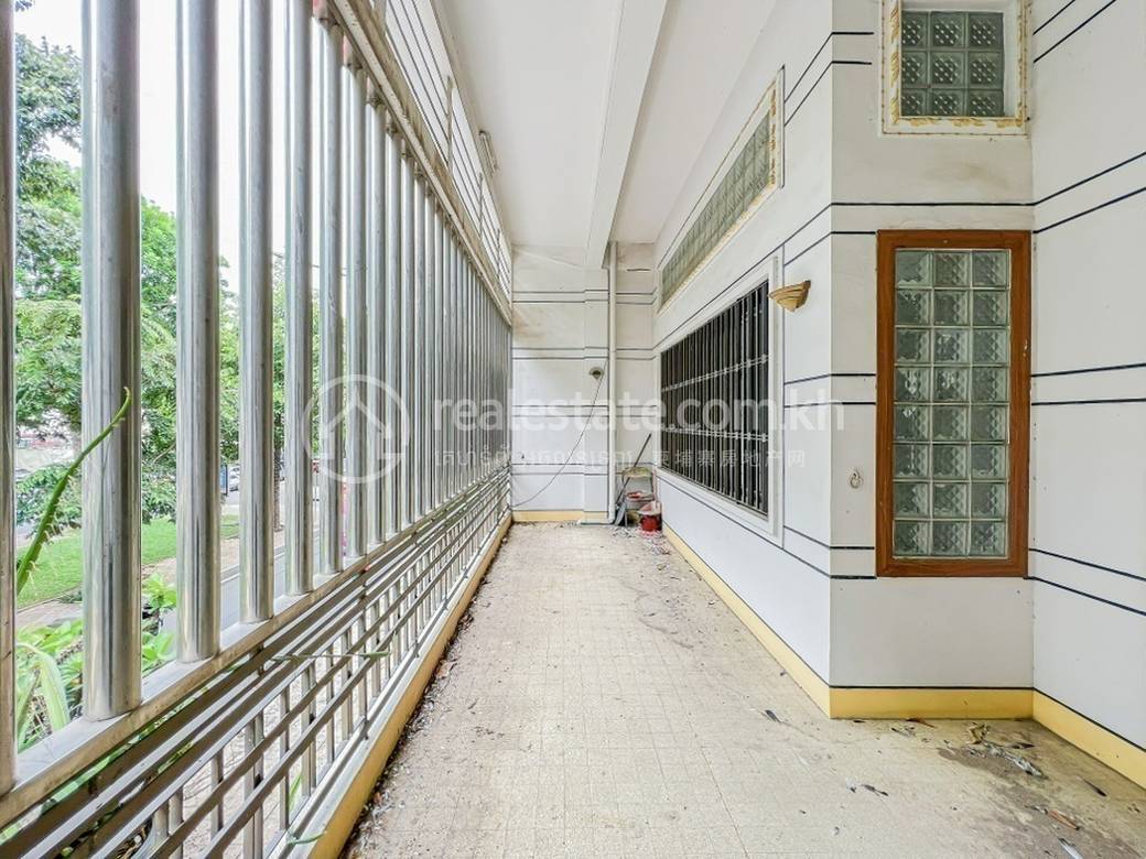 House and lot For Sale & Rent ใน Daun Penh $550,000