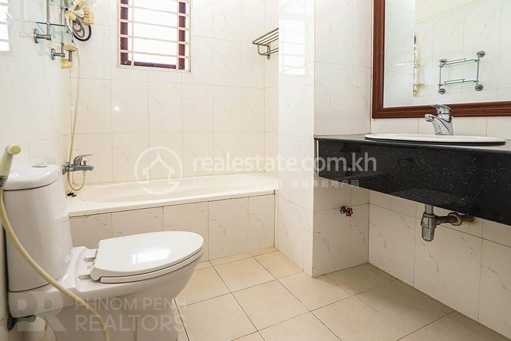 Tonle Bassac Apartment For Rent in Tonle Bassac