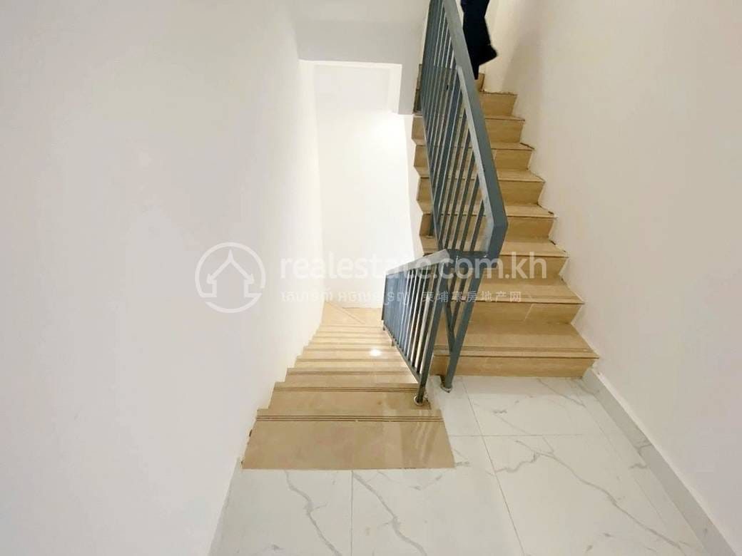 Chroy Changvar House and lot For Sale in Chroy Changvar
