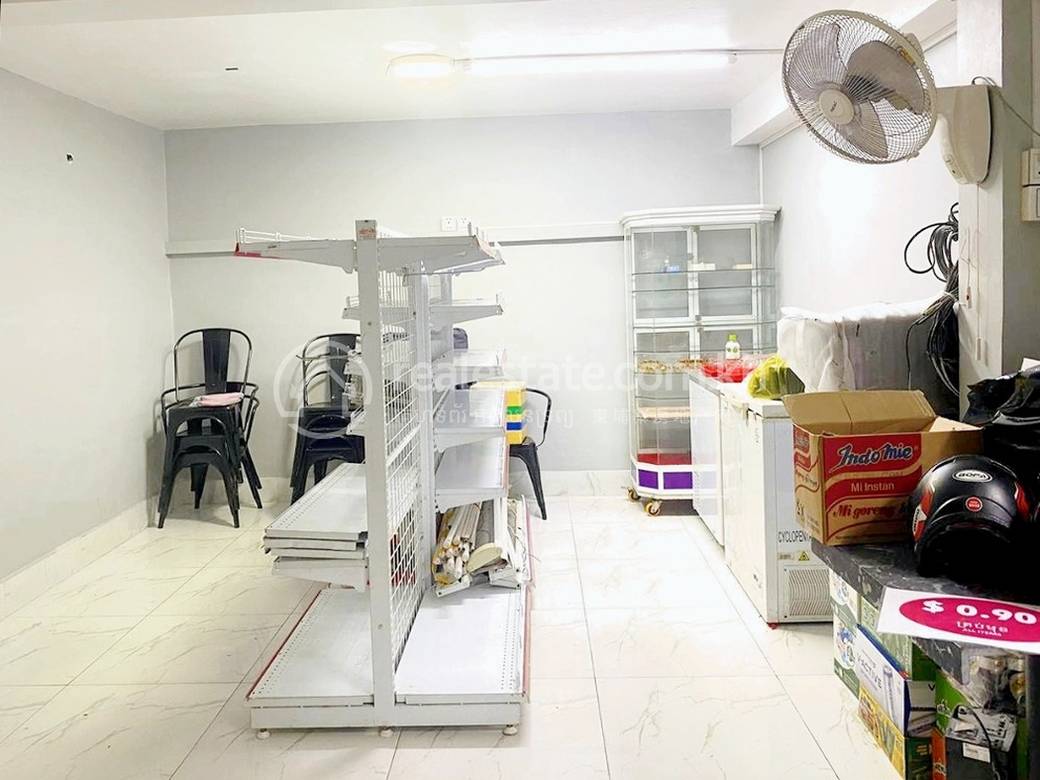 5卧室店屋出售，价格$365,000