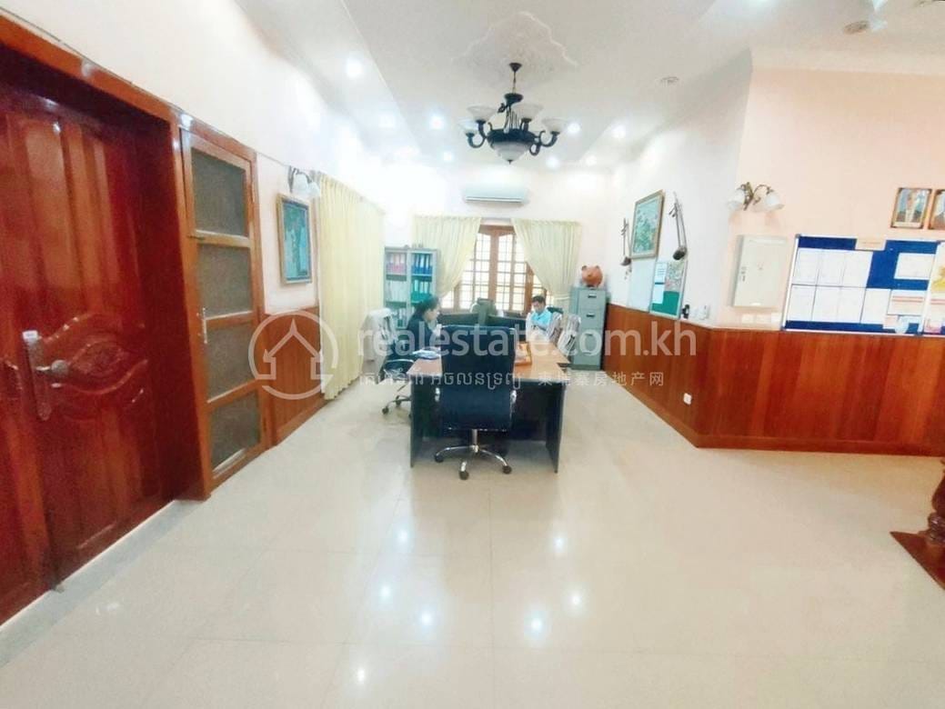 Chamkarmon វីឡា សំរាប់ជួល នៅ Boeung Trabek Chamkarmon តម្លៃ $2,300