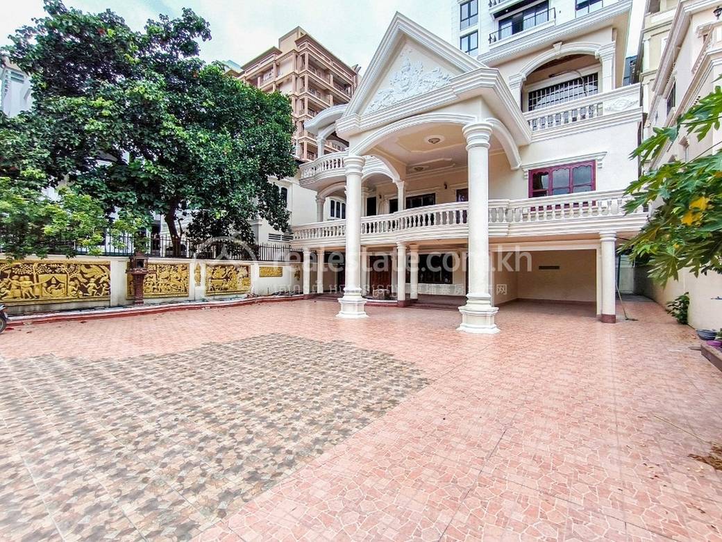 Villa For Rent in Boeng Keng Kang $5,000