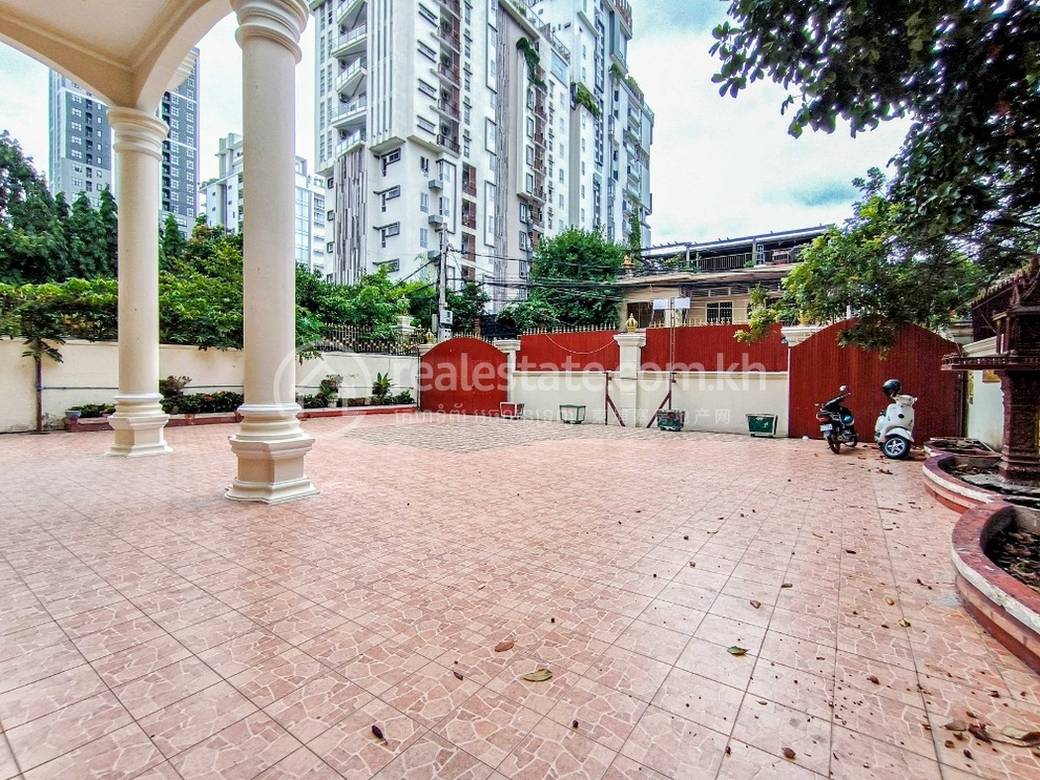 Boeng Keng Kang Villa For Rent in Boeng Keng Kang