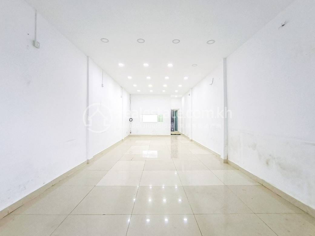 Boeng Keng Kang店屋出租，价格$1,000