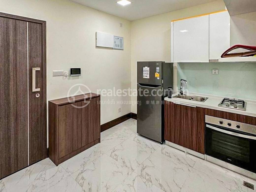 Tuek Thla Condo Na wynajem w Tuek Thla