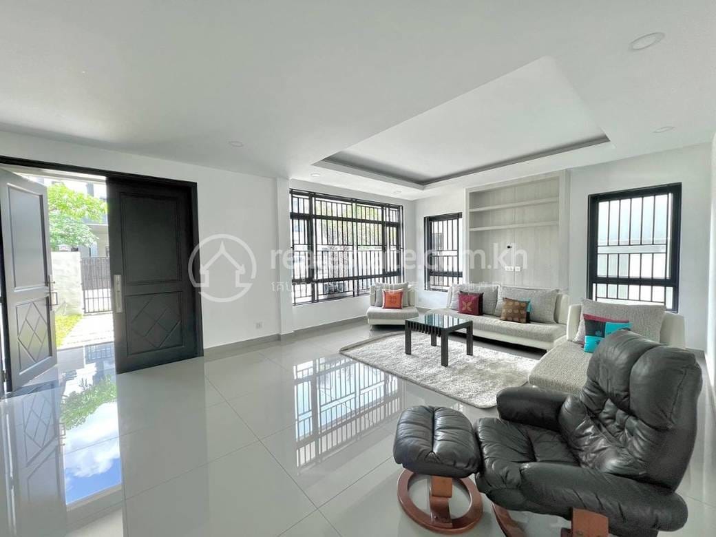 Dangkao Villa For Rent in Dangkao