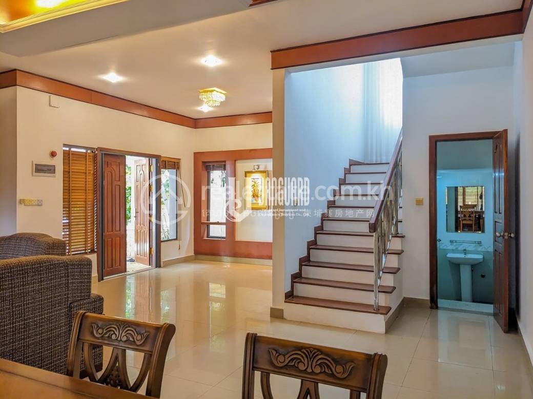 Toul Kork别墅出租，价格$1,600