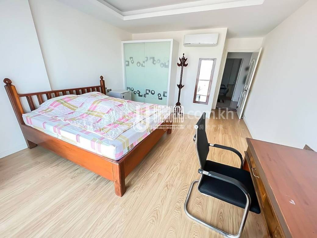 Condo For Rent in 7 Makara $600