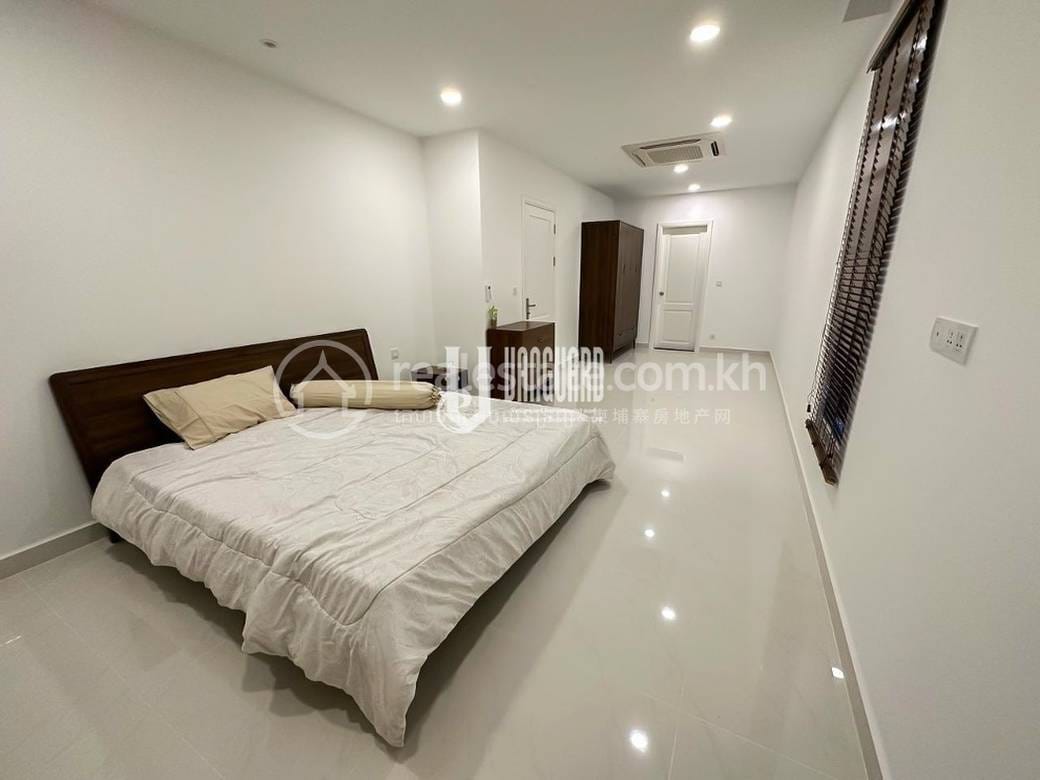Chroy Changvar别墅出租，价格$1,800