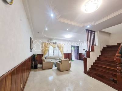  , Tonle Bassac, Chamkarmon, พนมเปญ