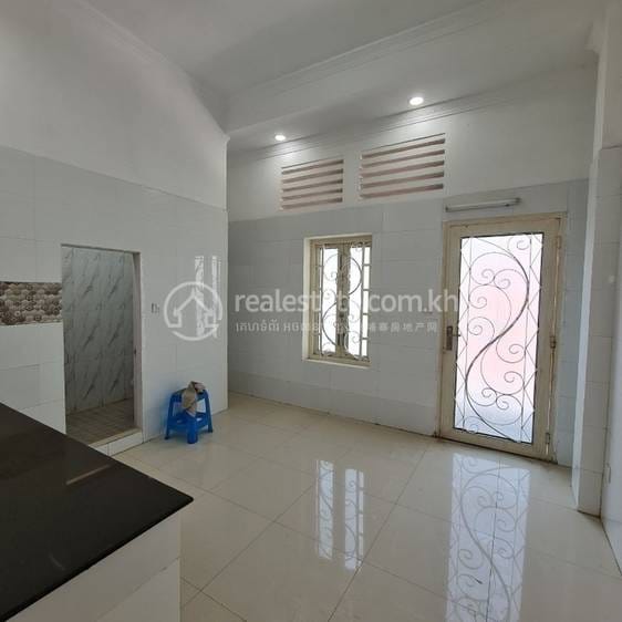 Boeng Keng Kang Apartment For Rent in Boeng Keng Kang