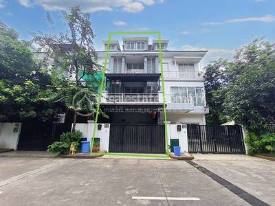 Twin Villa for rent in Borey Peng Huoth Beoung Snor (1)edite.jpg