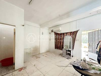 Tonle Bassac, Chamkarmon, Phnom Penh