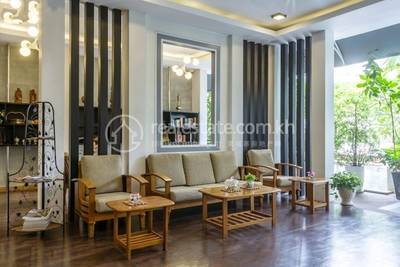 ទន្លេបាសាក់, ចំការមន, ភ្នំពេញ