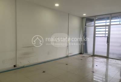  , BKK 1, Chamkarmon, พนมเปญ