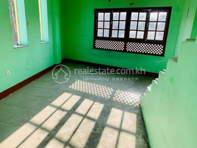 កំពង់ត្រាចខាងលិច, កំពង់ត្រាច, កំពត
