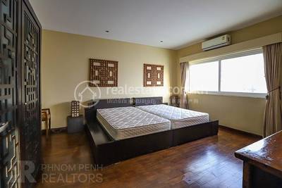   , ផ្សារចាស់, ដូនពេញ, ភ្នំពេញ