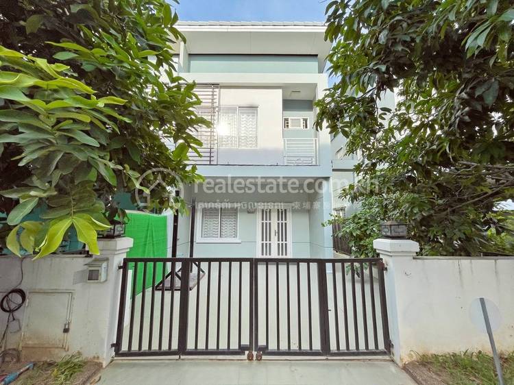 residential Villa for sale in Chrang Chamres I ID 239320 1