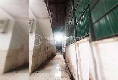  , 普莱克·里布, 水净华区, 金边