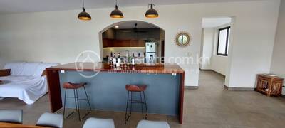   , Stueng Kaev县, Tuek Chhou市, 贡布