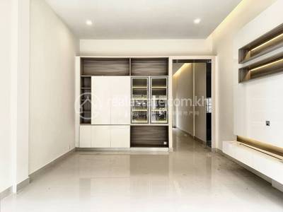 Nirouth, Chbar Ampov, Phnom Penh